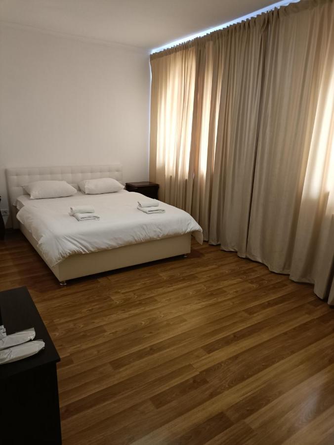 Hotel Mirage Černovice Exteriér fotografie