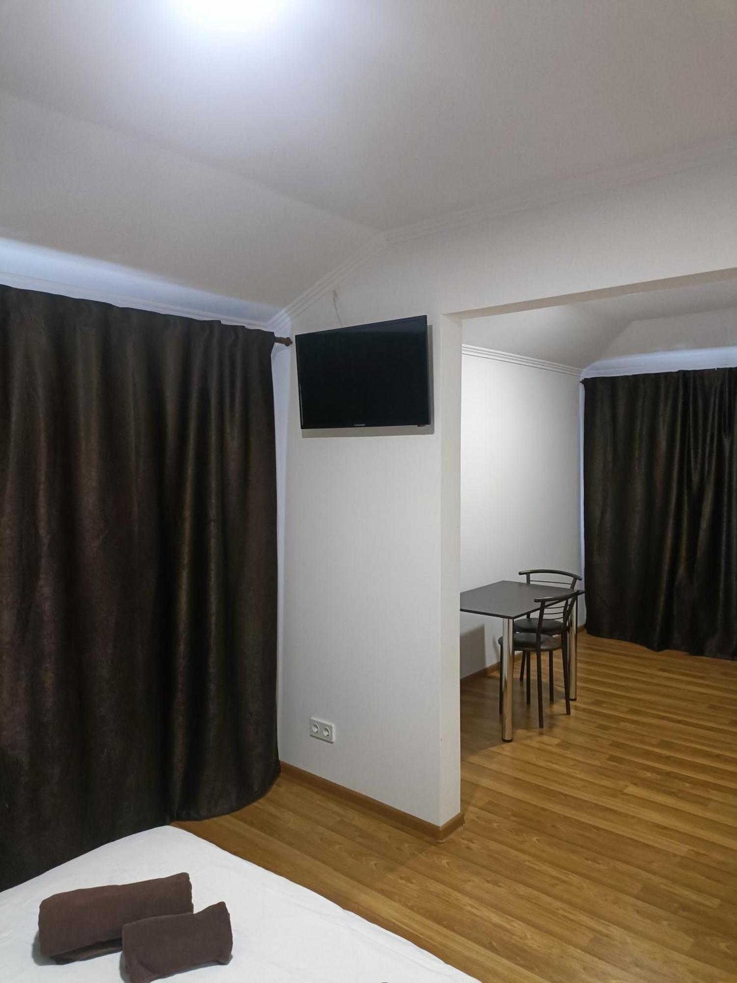 Hotel Mirage Černovice Exteriér fotografie
