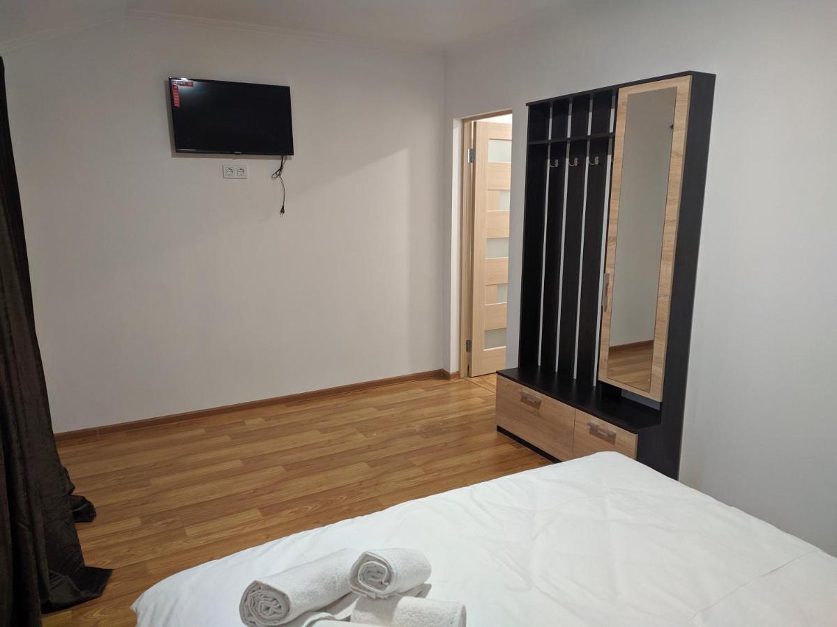 Hotel Mirage Černovice Exteriér fotografie
